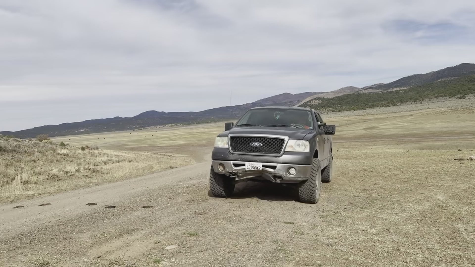 Tricer RH Window Mount